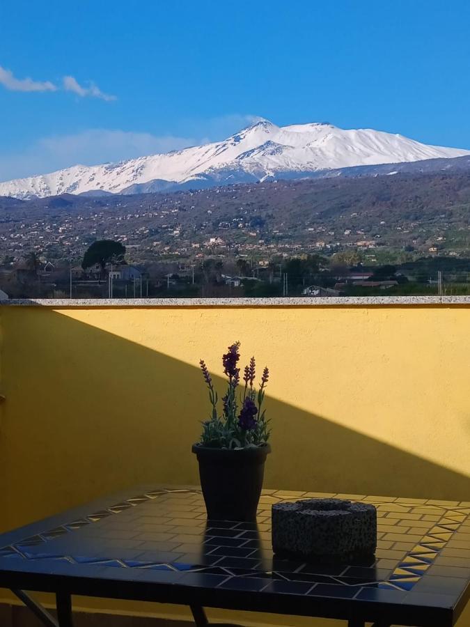 Ferienwohnung Yellow House Fiumefreddo di Sicilia Exterior foto