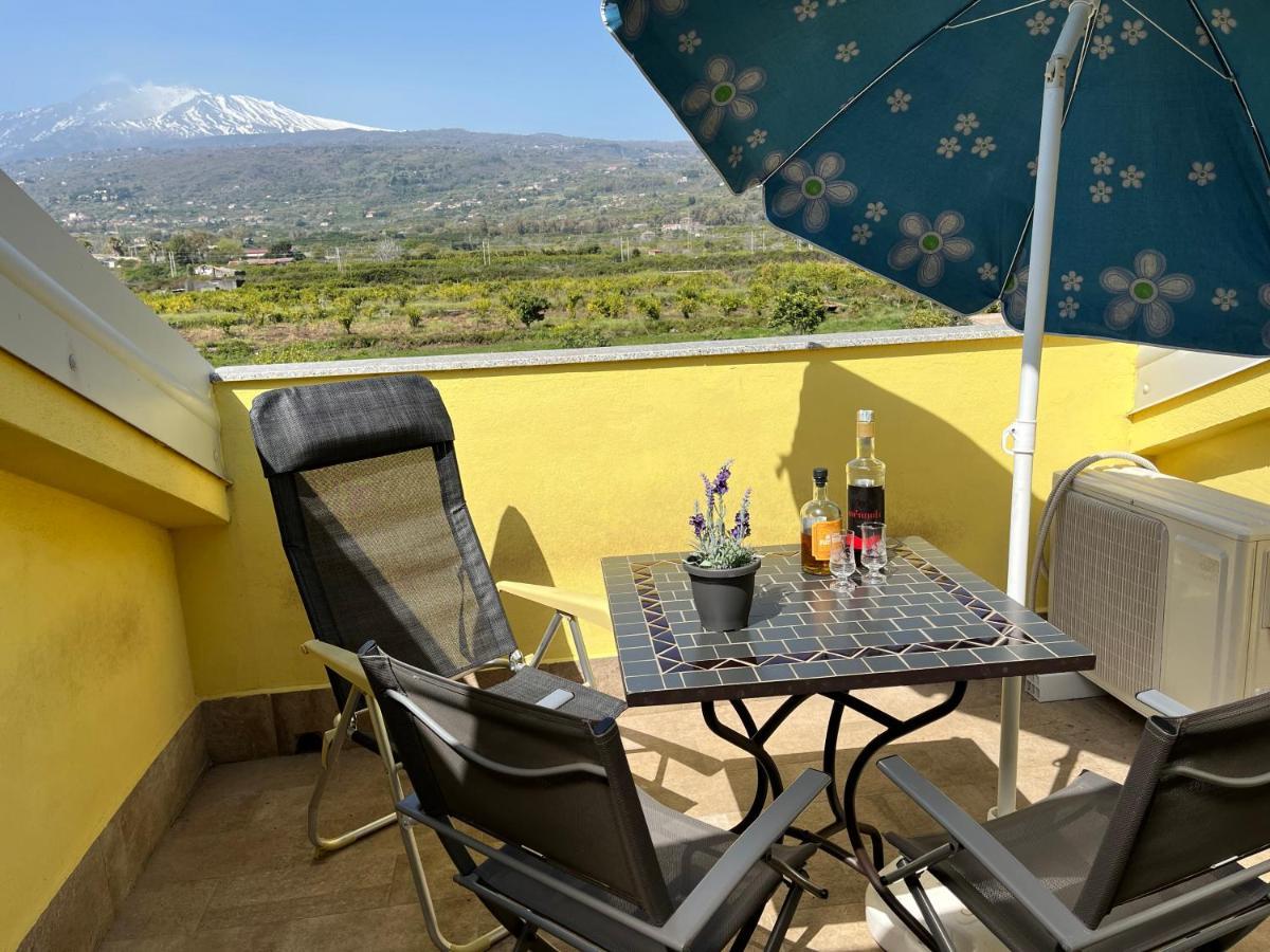 Ferienwohnung Yellow House Fiumefreddo di Sicilia Exterior foto